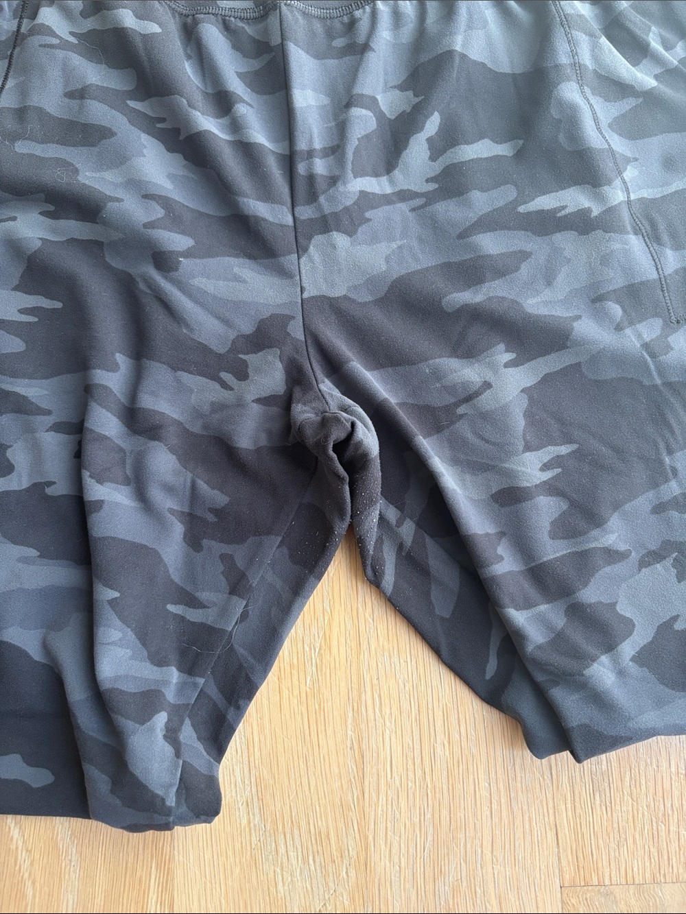 Athleta Black and Gray Camo Salutation Jogger - Picture 4 of 4
